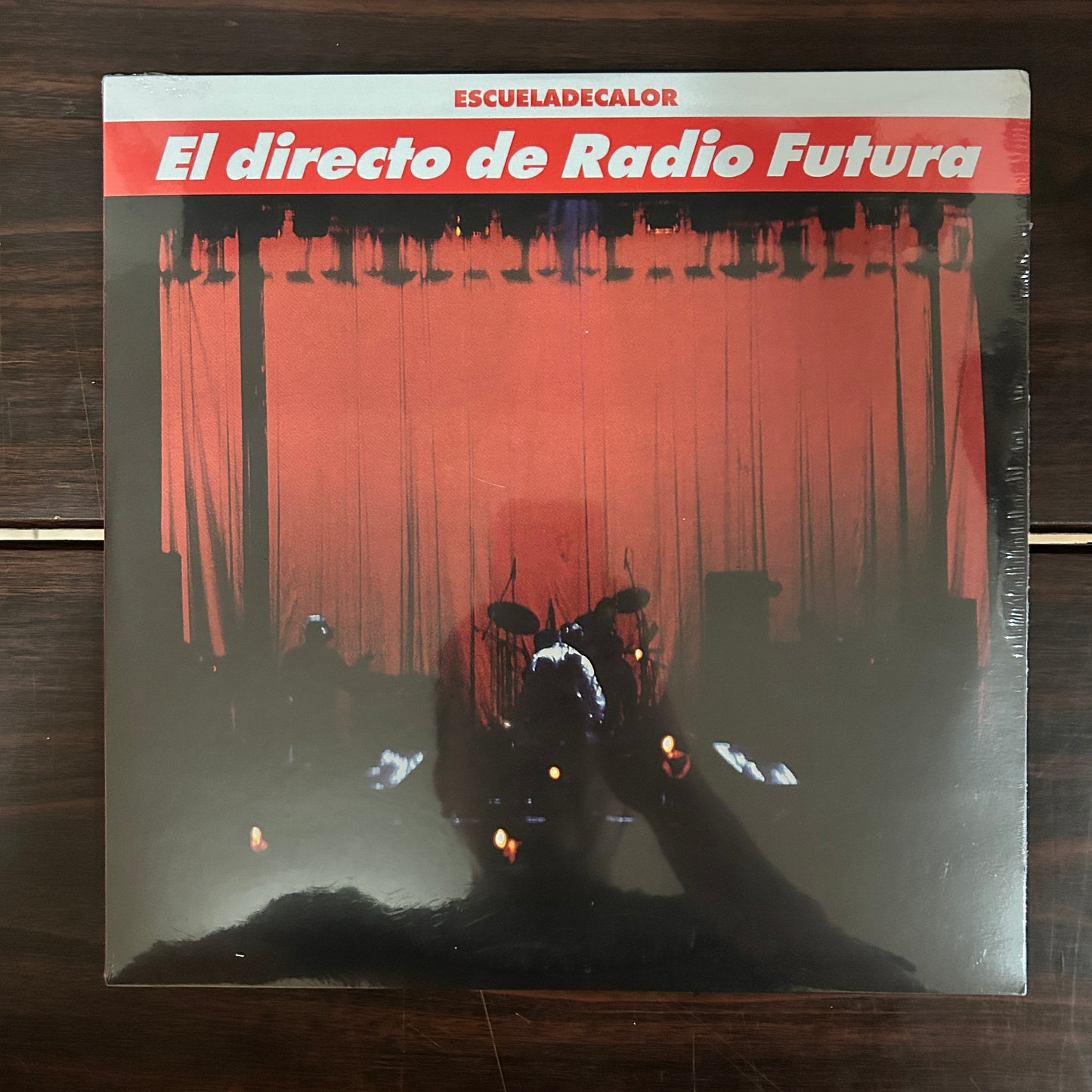 ESCUELA DE CALOR: EL DIRECTO DE RADIO FUTURA (VINILO DOBLE DORADO)