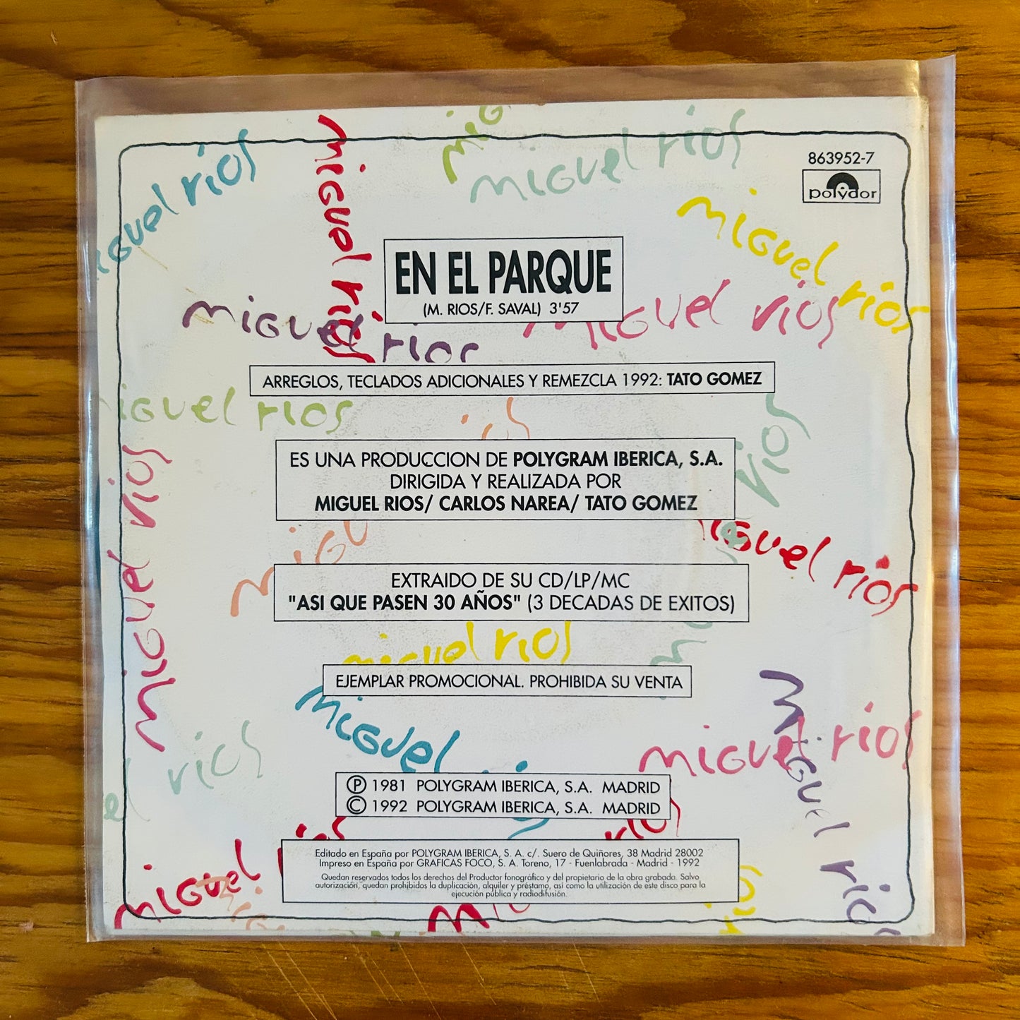 EN EL PARQUE (VINILO SINGLE 7”) (2DA MANO)