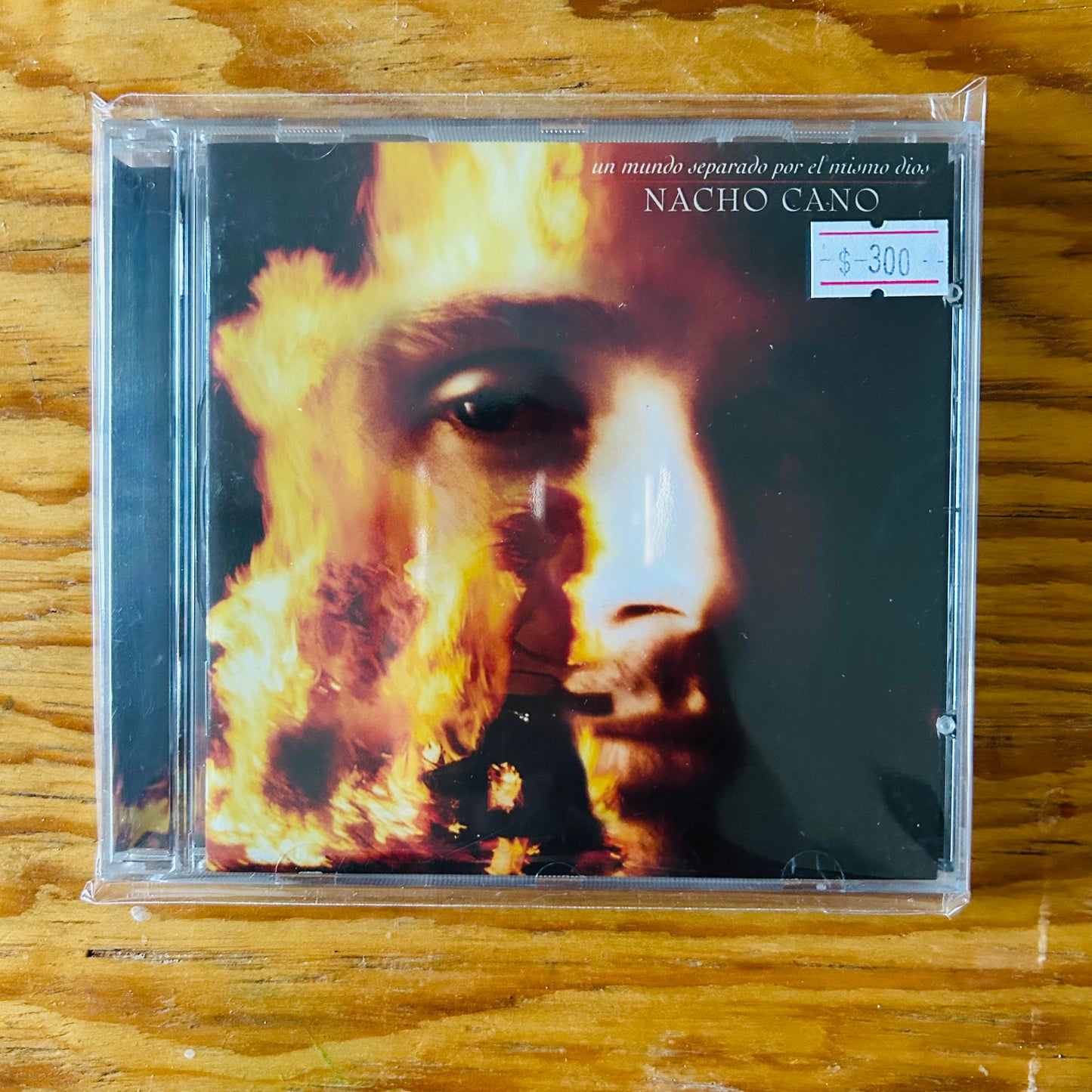 UN MUNDO SEPARADO POR EL MISMO DIOS