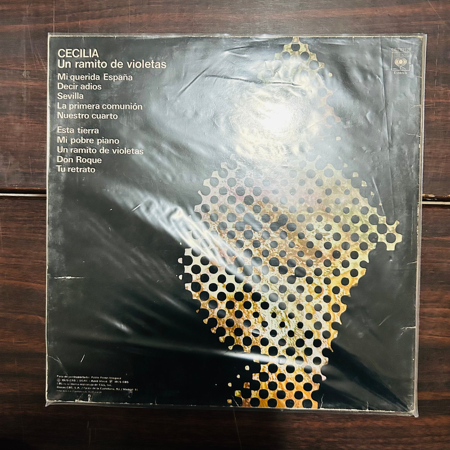 UN RAMITO DE VIOLETAS (VINILO) (2DA MANO)