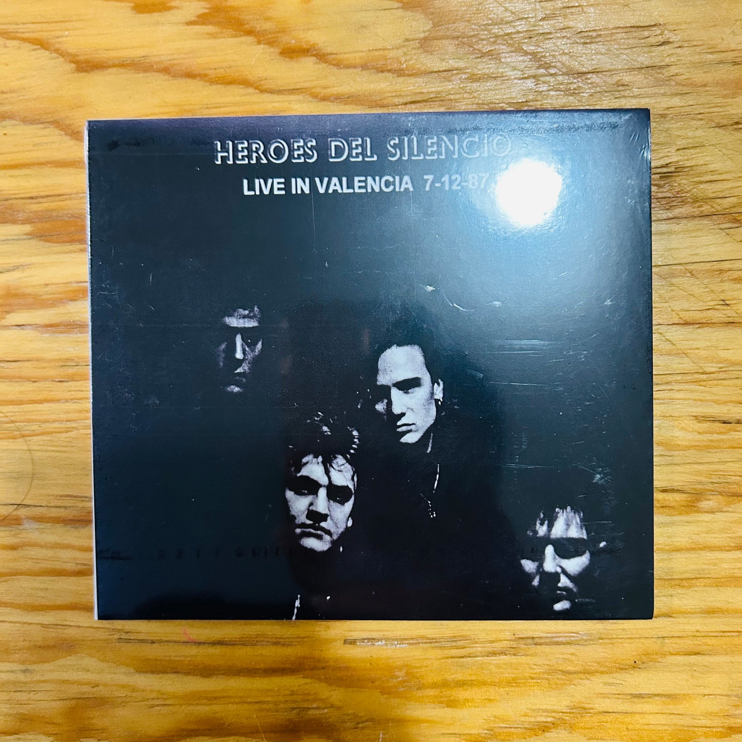 LIVE IN VALENCIA 7-12-87 (CD DIGIPACK)